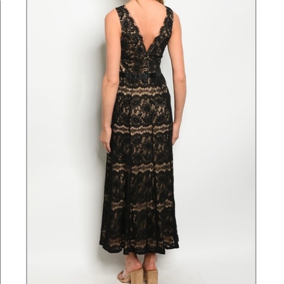 Wild honey fully lined dress. NWT - Picture 2 of 3